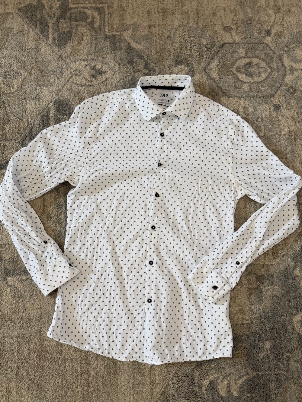 Zara White Long-Sleeve Shirt with Black Dot Pattern